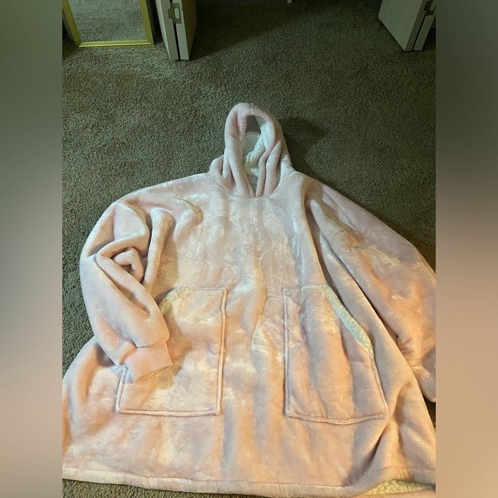 Fuzzy blanket hoodie